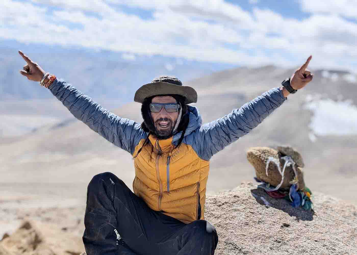 जुब्बल के सचिन गंगटा ने लद्दाख में रचा इतिहास, 21 दिन में 6000 मीटर से ऊंची 25 चोटियों पर चढ़ाई पूरी की